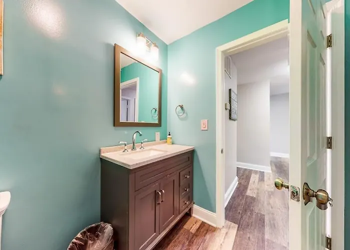 La Vista Bay-112 - 75th St -lower -c
