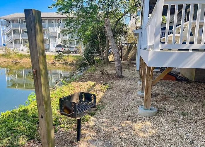 La Vista Bay-112 - 75th St -lower -c Apartment