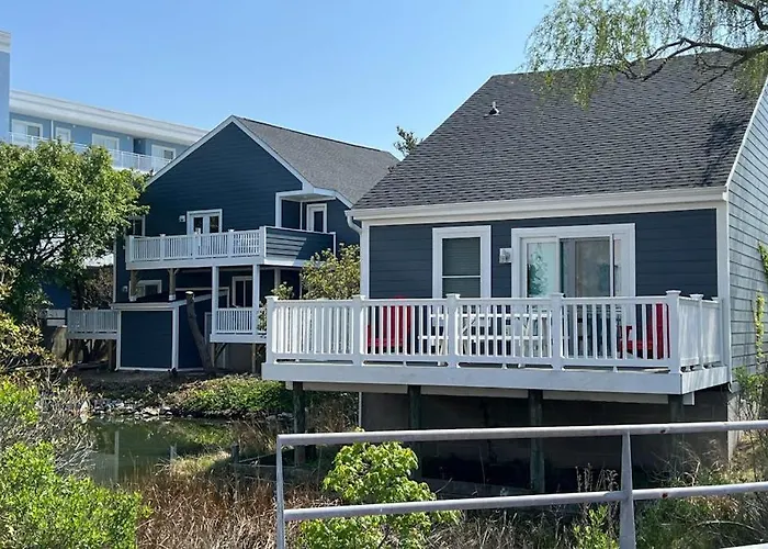 La Vista Bay-112 - 75th St -lower -c Apartment *