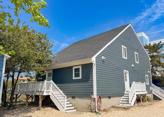 La Vista Bay-112 - 75th St -lower -c Apartment *